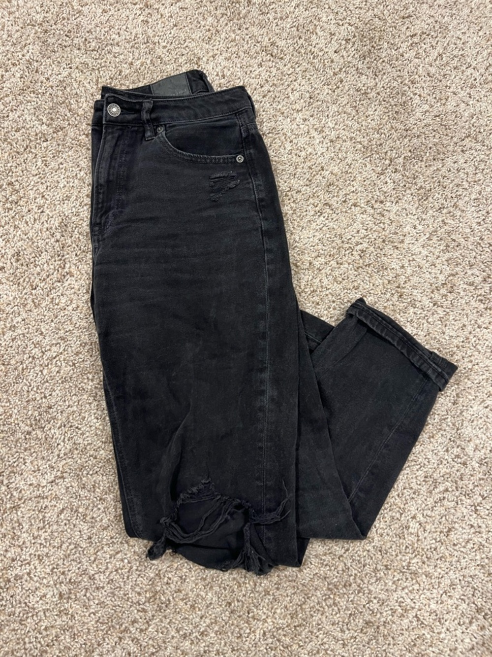 American Eagle Outfitters High-Rise Black Distressed Jeans